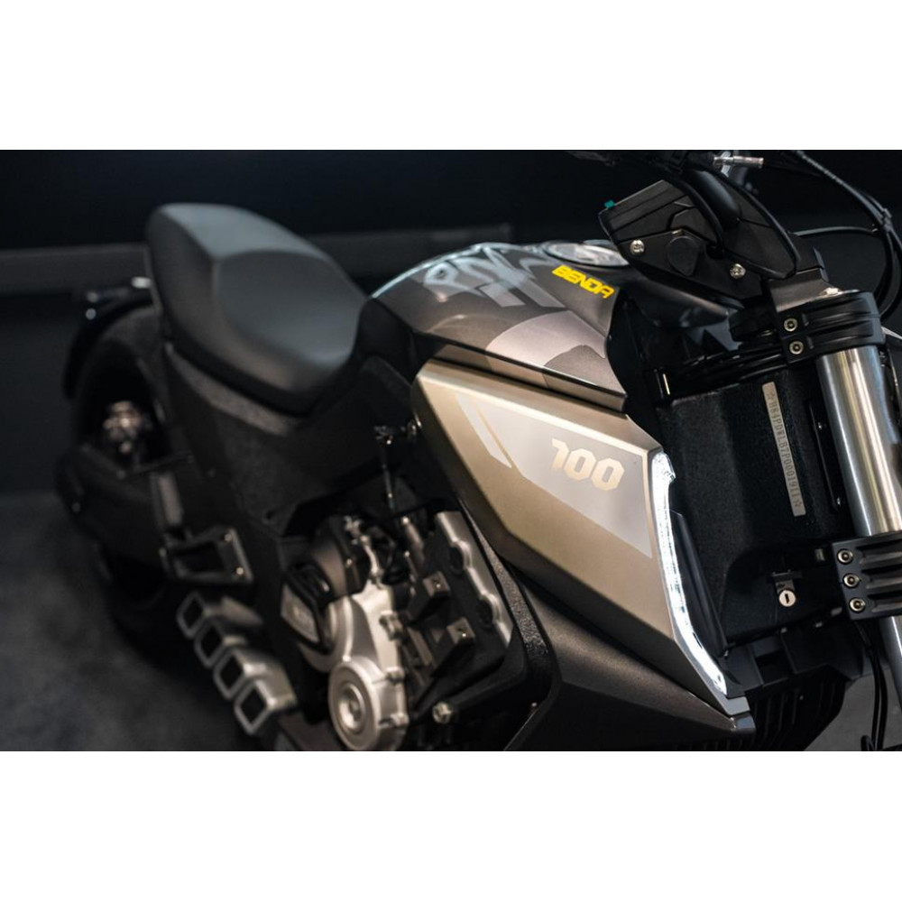 Мотоцикл Benda LFC700 (2024)